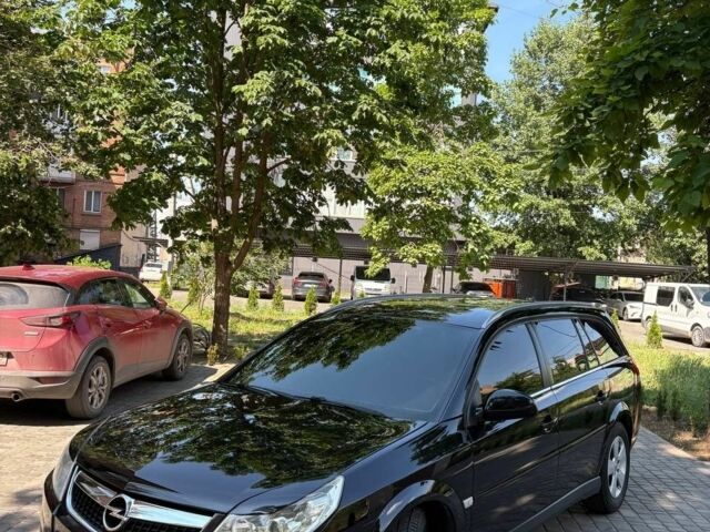 Чорний Опель Вектра, об'ємом двигуна 2.2 л та пробігом 236 тис. км за 5331 $, фото 1 на Automoto.ua