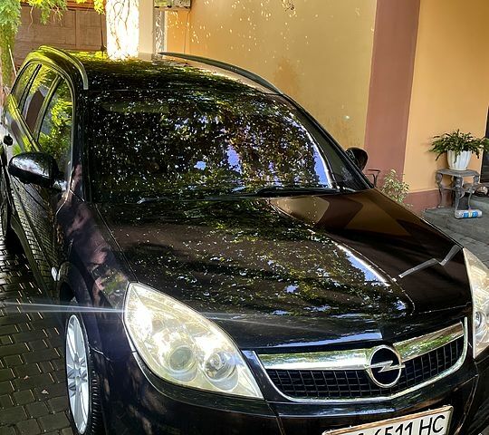 Чорний Опель Вектра, об'ємом двигуна 1.9 л та пробігом 255 тис. км за 5800 $, фото 1 на Automoto.ua