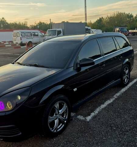 Черный Опель Вектра, объемом двигателя 1.9 л и пробегом 323 тыс. км за 6300 $, фото 1 на Automoto.ua