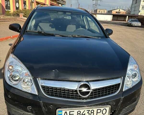 Черный Опель Вектра, объемом двигателя 1.91 л и пробегом 300 тыс. км за 4300 $, фото 1 на Automoto.ua