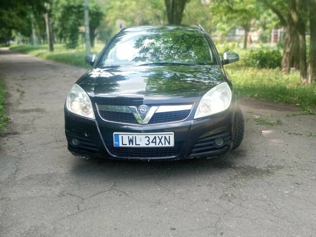 Черный Опель Вектра, объемом двигателя 1.9 л и пробегом 318 тыс. км за 3100 $, фото 1 на Automoto.ua
