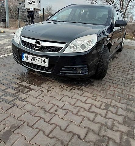 Черный Опель Вектра, объемом двигателя 2.2 л и пробегом 230 тыс. км за 6800 $, фото 1 на Automoto.ua