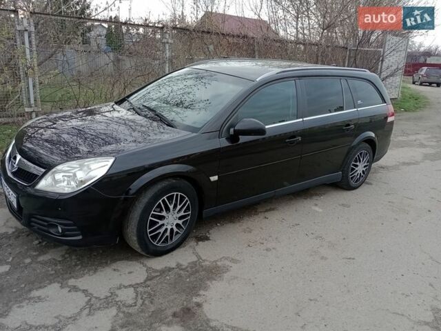 Черный Опель Вектра, объемом двигателя 1.9 л и пробегом 338 тыс. км за 4400 $, фото 1 на Automoto.ua