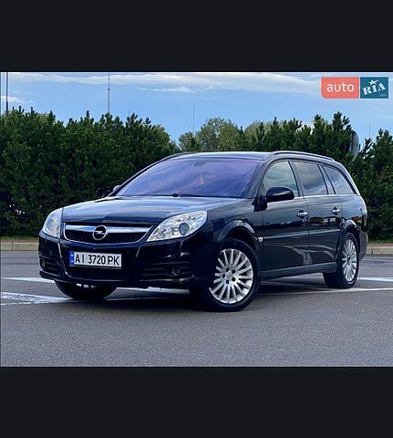 Черный Опель Вектра, объемом двигателя 3 л и пробегом 0 тыс. км за 8500 $, фото 1 на Automoto.ua