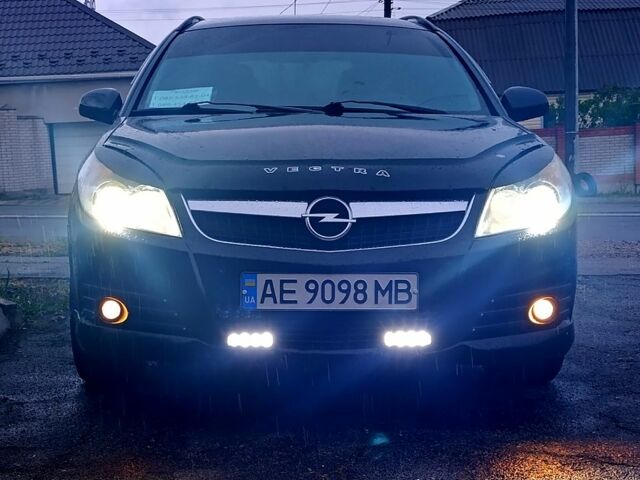 Чорний Опель Вектра, об'ємом двигуна 1.9 л та пробігом 290 тис. км за 6500 $, фото 1 на Automoto.ua