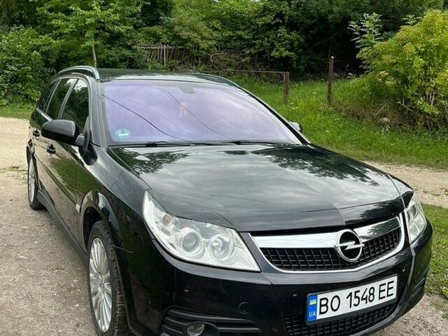 Черный Опель Вектра, объемом двигателя 1.9 л и пробегом 322 тыс. км за 4300 $, фото 1 на Automoto.ua