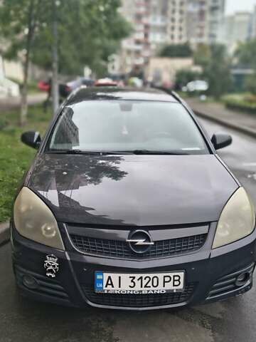 Черный Опель Вектра, объемом двигателя 1.9 л и пробегом 265 тыс. км за 5500 $, фото 1 на Automoto.ua