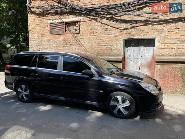 Черный Опель Вектра, объемом двигателя 1.9 л и пробегом 266 тыс. км за 5550 $, фото 1 на Automoto.ua