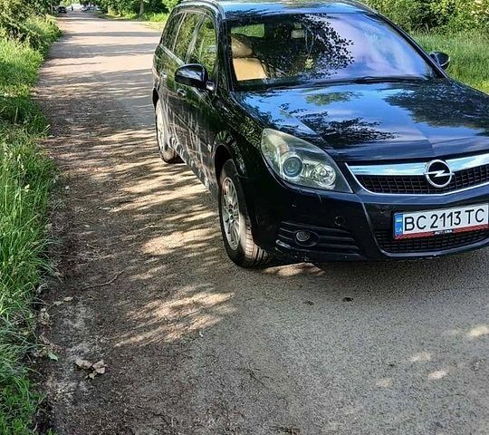 Чорний Опель Вектра, об'ємом двигуна 1.9 л та пробігом 337 тис. км за 6500 $, фото 1 на Automoto.ua