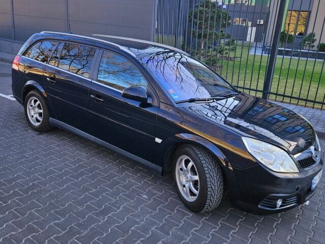 Чорний Опель Вектра, об'ємом двигуна 1.9 л та пробігом 197 тис. км за 3700 $, фото 1 на Automoto.ua