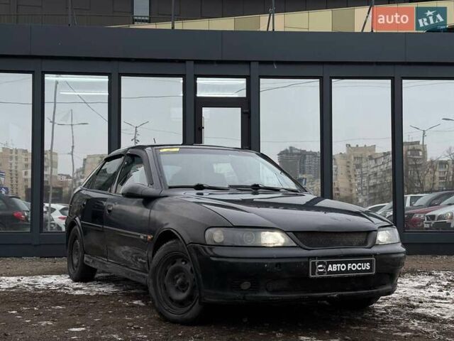 Чорний Опель Вектра, об'ємом двигуна 1.6 л та пробігом 371 тис. км за 1490 $, фото 1 на Automoto.ua