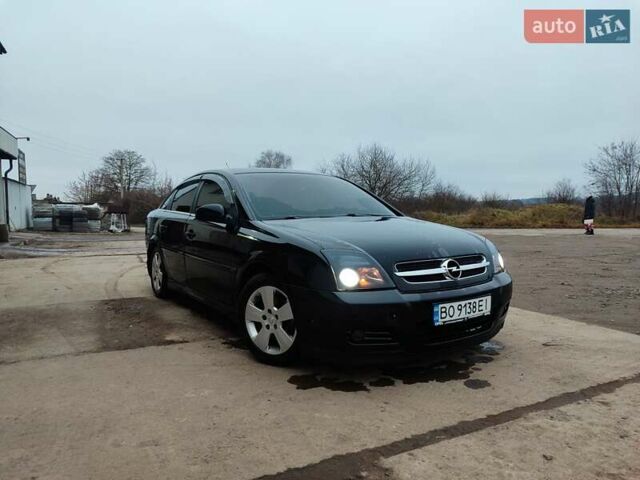 Черный Опель Вектра, объемом двигателя 2.2 л и пробегом 351 тыс. км за 3950 $, фото 1 на Automoto.ua