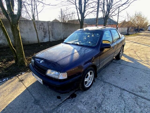 Фиолетовый Опель Вектра, объемом двигателя 2 л и пробегом 440 тыс. км за 1350 $, фото 1 на Automoto.ua