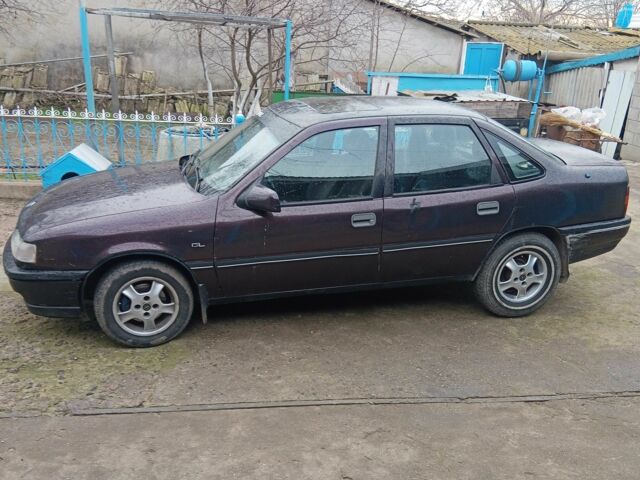 Фиолетовый Опель Вектра, объемом двигателя 2 л и пробегом 270 тыс. км за 1300 $, фото 1 на Automoto.ua