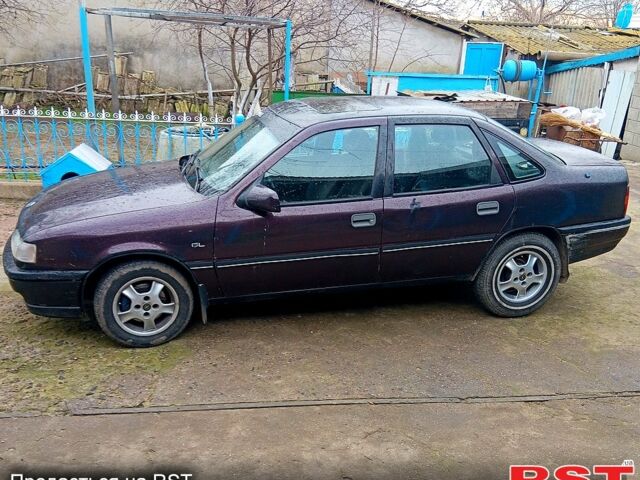 Фіолетовий Опель Вектра, об'ємом двигуна 2 л та пробігом 270 тис. км за 1300 $, фото 1 на Automoto.ua
