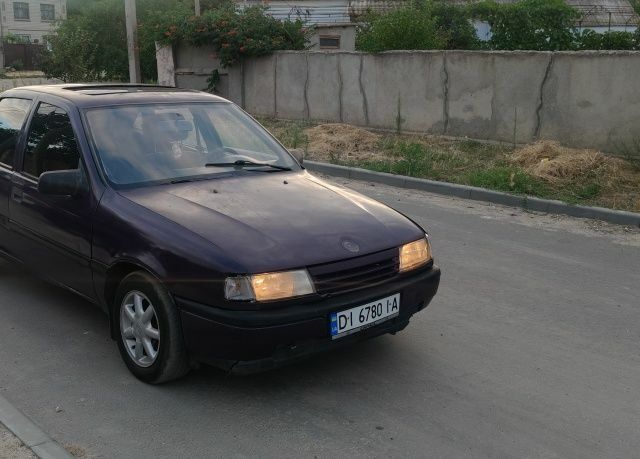 Фіолетовий Опель Вектра, об'ємом двигуна 1.6 л та пробігом 2 тис. км за 950 $, фото 1 на Automoto.ua