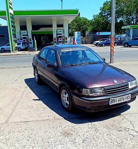Фиолетовый Опель Вектра, объемом двигателя 2 л и пробегом 0 тыс. км за 1400 $, фото 1 на Automoto.ua