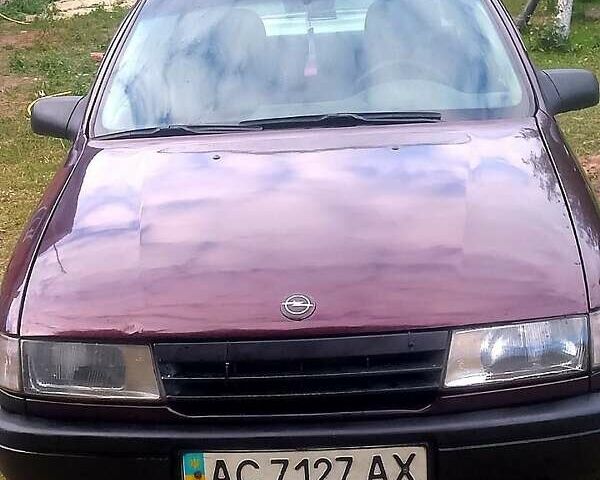 Фиолетовый Опель Вектра, объемом двигателя 1.6 л и пробегом 370 тыс. км за 1200 $, фото 1 на Automoto.ua
