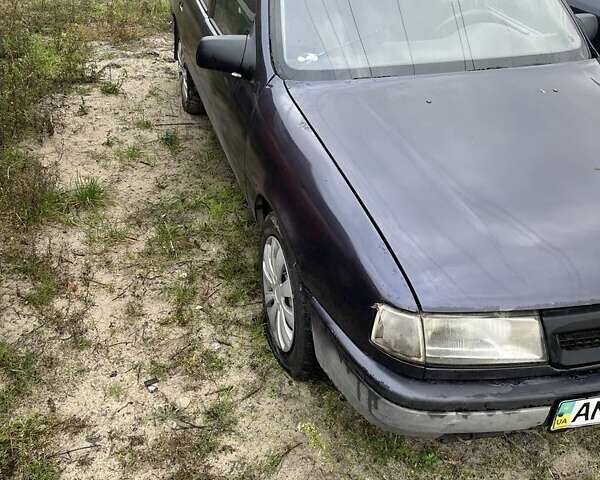 Фиолетовый Опель Вектра, объемом двигателя 2 л и пробегом 100 тыс. км за 1199 $, фото 1 на Automoto.ua