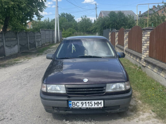 Фиолетовый Опель Вектра, объемом двигателя 1.4 л и пробегом 100 тыс. км за 1900 $, фото 1 на Automoto.ua