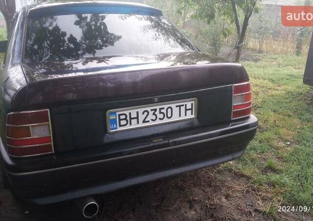 Фіолетовий Опель Вектра, об'ємом двигуна 2 л та пробігом 305 тис. км за 900 $, фото 1 на Automoto.ua