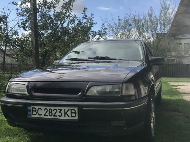 Фіолетовий Опель Вектра, об'ємом двигуна 2 л та пробігом 300 тис. км за 1400 $, фото 1 на Automoto.ua