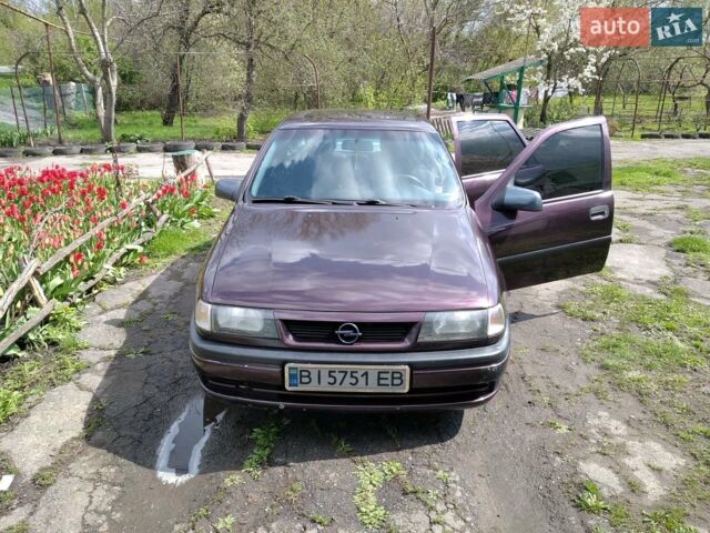 Фіолетовий Опель Вектра, об'ємом двигуна 1.8 л та пробігом 300 тис. км за 2600 $, фото 1 на Automoto.ua