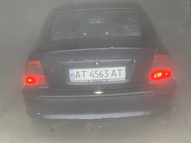 Фиолетовый Опель Вектра, объемом двигателя 1.6 л и пробегом 270 тыс. км за 580 $, фото 1 на Automoto.ua