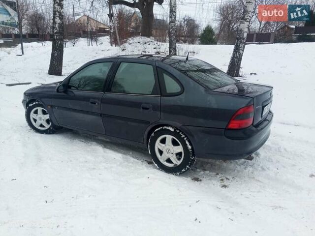 Фиолетовый Опель Вектра, объемом двигателя 2 л и пробегом 345 тыс. км за 1600 $, фото 1 на Automoto.ua