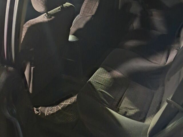 Фіолетовий Опель Вектра, об'ємом двигуна 1.6 л та пробігом 300 тис. км за 2300 $, фото 1 на Automoto.ua