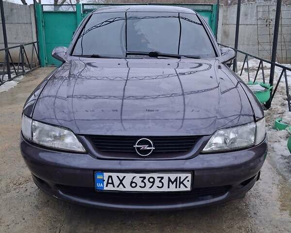 Фиолетовый Опель Вектра, объемом двигателя 2 л и пробегом 340 тыс. км за 2200 $, фото 1 на Automoto.ua