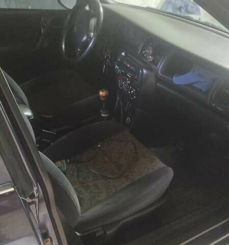 Фіолетовий Опель Вектра, об'ємом двигуна 1.8 л та пробігом 35 тис. км за 2700 $, фото 1 на Automoto.ua