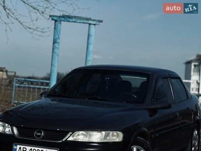 Фиолетовый Опель Вектра, объемом двигателя 1.8 л и пробегом 415 тыс. км за 3000 $, фото 1 на Automoto.ua