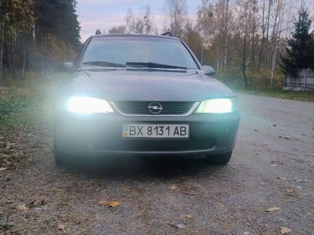 Опель Вектра 1997 в Барановке на Automoto.ua Фиолетовый Опель Вектра, объемом двигателя 0 л и пробегом 200 тыс. км за 1400 $, фото 1 на Automoto.ua