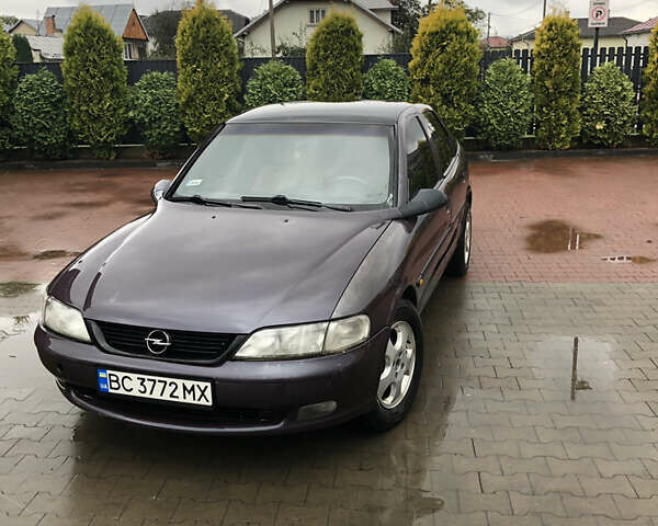 Фиолетовый Опель Вектра, объемом двигателя 1.6 л и пробегом 390 тыс. км за 1900 $, фото 1 на Automoto.ua
