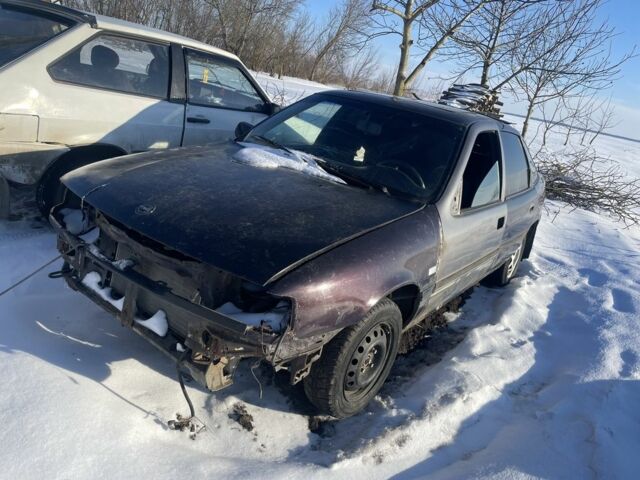 Коричневый Опель Вектра, объемом двигателя 1.6 л и пробегом 250 тыс. км за 580 $, фото 1 на Automoto.ua