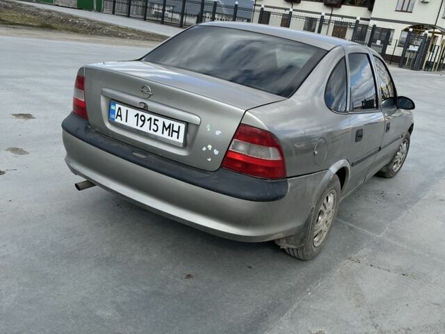 Коричневий Опель Вектра, об'ємом двигуна 1.6 л та пробігом 3 тис. км за 2200 $, фото 1 на Automoto.ua