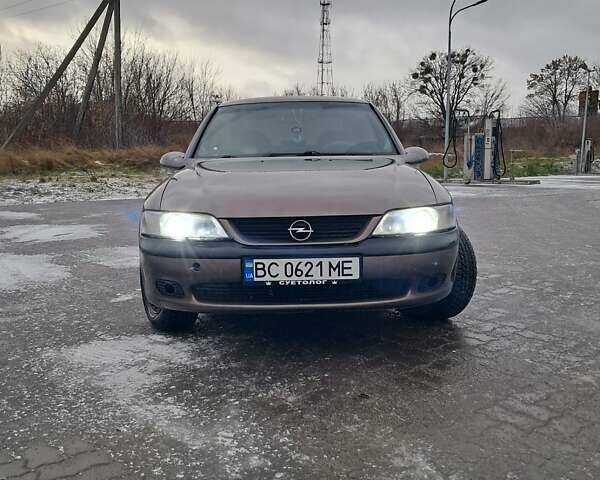 Коричневый Опель Вектра, объемом двигателя 1.8 л и пробегом 460 тыс. км за 2300 $, фото 1 на Automoto.ua