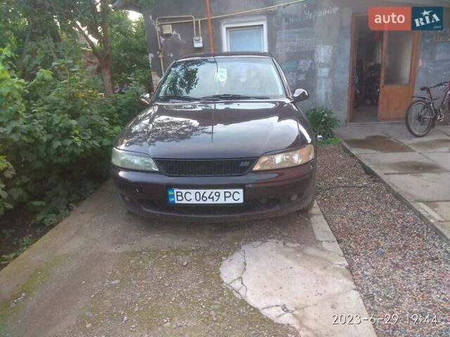 Коричневий Опель Вектра, об'ємом двигуна 2.2 л та пробігом 300 тис. км за 2800 $, фото 1 на Automoto.ua