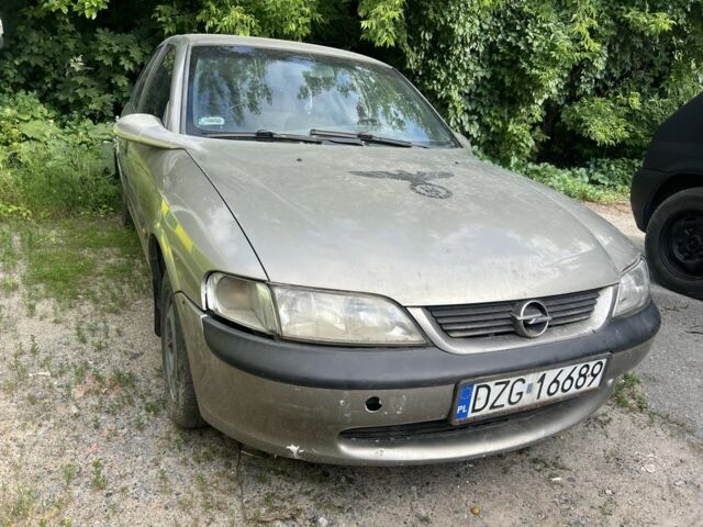 Коричневий Опель Вектра, об'ємом двигуна 2 л та пробігом 200 тис. км за 600 $, фото 1 на Automoto.ua