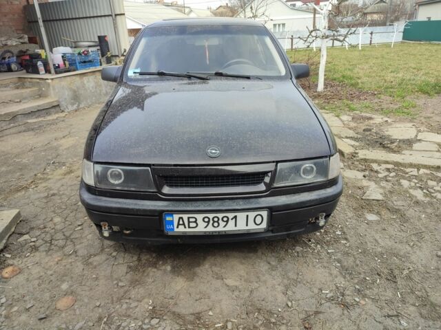 Червоний Опель Вектра, об'ємом двигуна 2 л та пробігом 448 тис. км за 1350 $, фото 1 на Automoto.ua