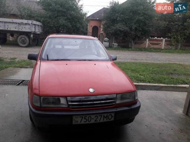 Красный Опель Вектра, объемом двигателя 1.8 л и пробегом 427 тыс. км за 1500 $, фото 1 на Automoto.ua