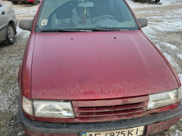 Красный Опель Вектра, объемом двигателя 2 л и пробегом 243 тыс. км за 1624 $, фото 1 на Automoto.ua