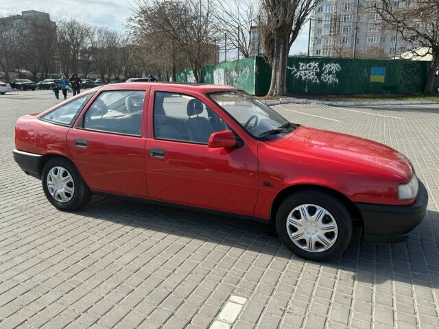 Красный Опель Вектра, объемом двигателя 2 л и пробегом 200 тыс. км за 1200 $, фото 1 на Automoto.ua