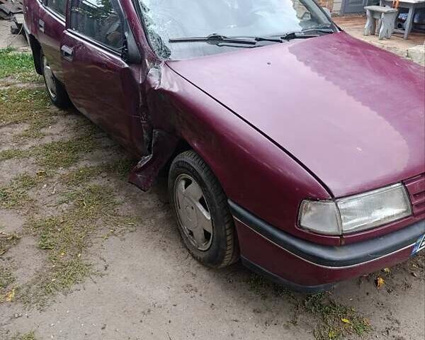 Червоний Опель Вектра, об'ємом двигуна 1.7 л та пробігом 364 тис. км за 890 $, фото 1 на Automoto.ua