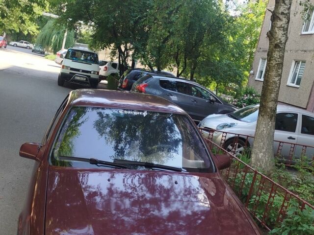 Червоний Опель Вектра, об'ємом двигуна 1.6 л та пробігом 1000 тис. км за 1100 $, фото 1 на Automoto.ua