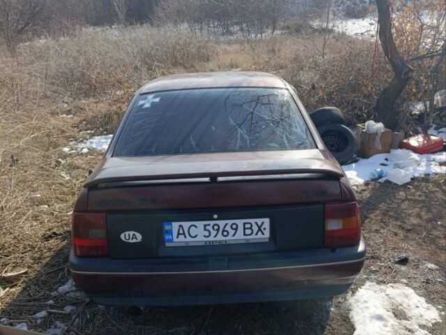 Червоний Опель Вектра, об'ємом двигуна 1.7 л та пробігом 440 тис. км за 400 $, фото 1 на Automoto.ua