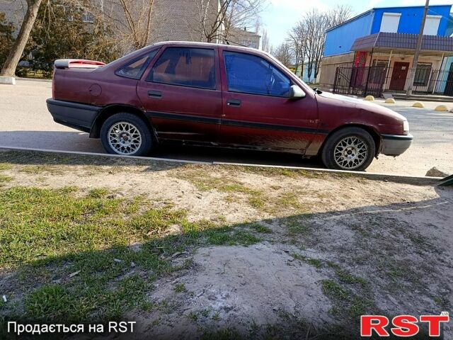 Красный Опель Вектра, объемом двигателя 1.6 л и пробегом 369 тыс. км за 750 $, фото 1 на Automoto.ua