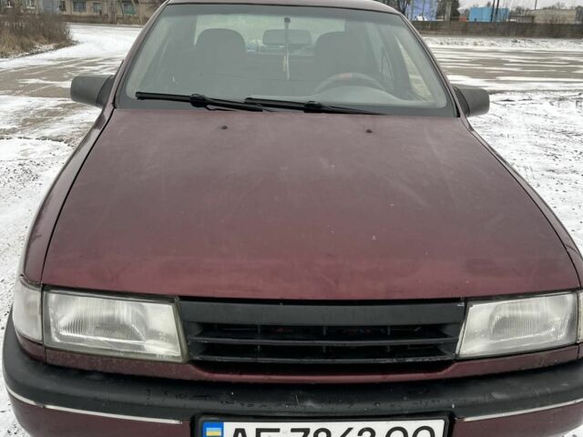 Червоний Опель Вектра, об'ємом двигуна 1.8 л та пробігом 400 тис. км за 1200 $, фото 1 на Automoto.ua