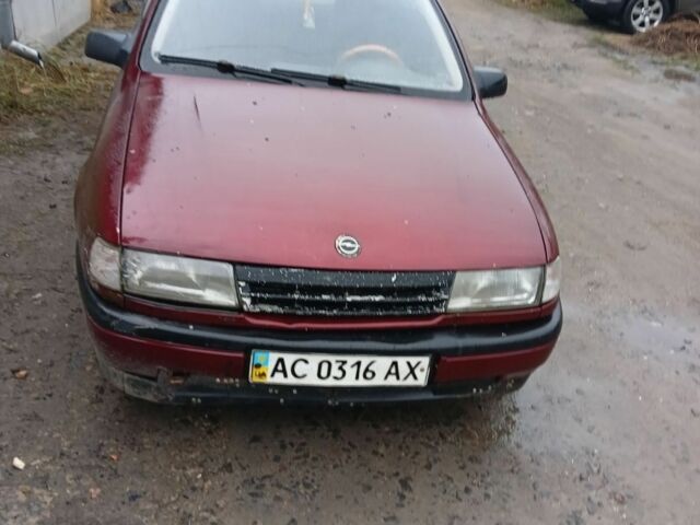 Красный Опель Вектра, объемом двигателя 1.6 л и пробегом 280 тыс. км за 1000 $, фото 1 на Automoto.ua